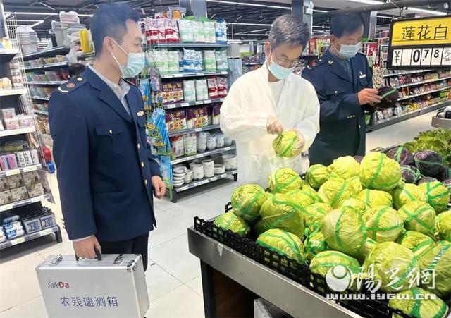 铜川印台广阳市场监督管理所开展食用农产品快速检测工作